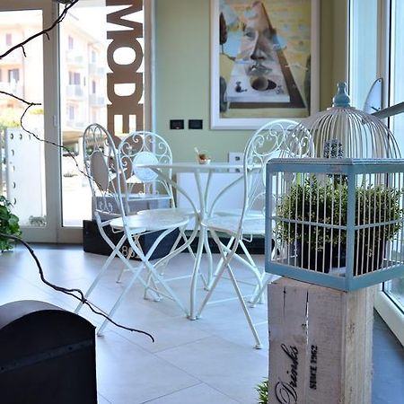 Residence Moderno Lido Di Savio Dış mekan fotoğraf