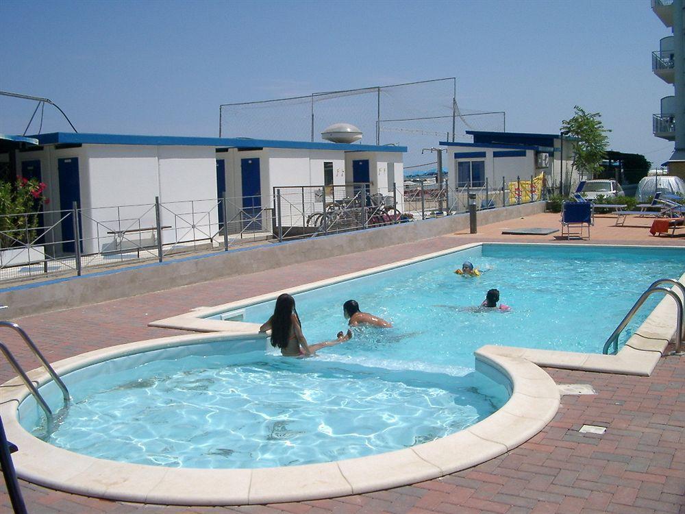 Residence Moderno Lido Di Savio Dış mekan fotoğraf
