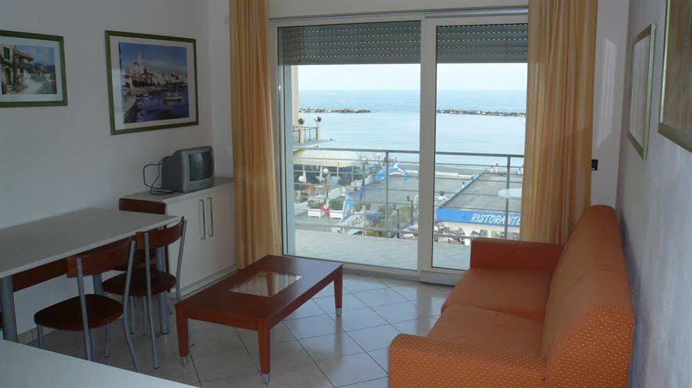 Residence Moderno Lido Di Savio Dış mekan fotoğraf